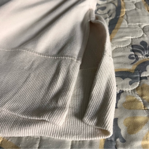 Athleta soft lounge crew neck white sweatshirt thumb holes, size Medium - Picture 6 of 9